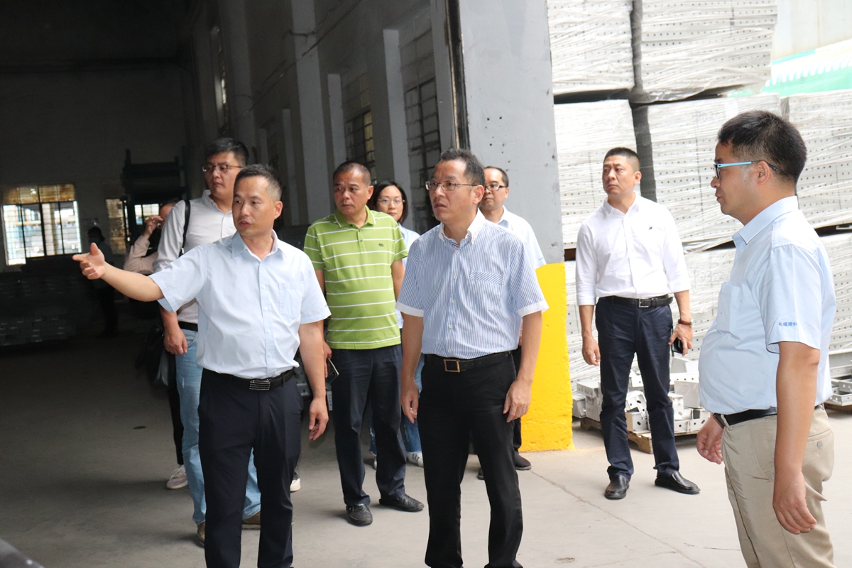 2020-10-28 海南屯倉縣梁譽(yù)騰縣長(zhǎng)一行